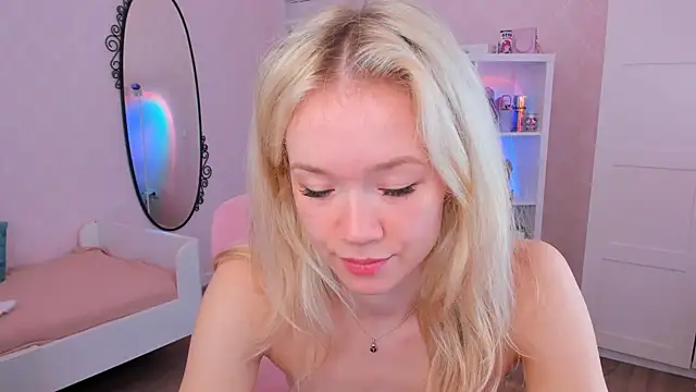 دردشة Lily_Young الجنسية المباشرة