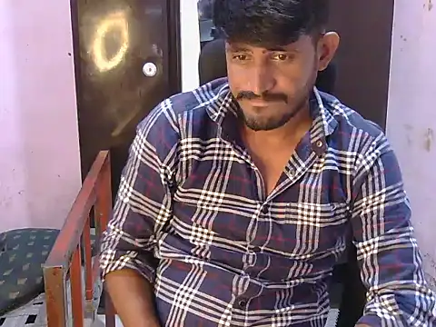 XXX chat uživo modela HotXKrish