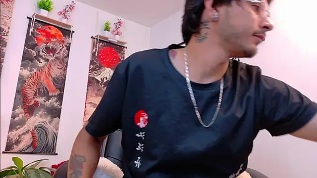 Elian_savoy Chat XXX in diretta