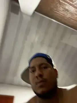 צ'אט XXX בשידור חי של Danny_black11
