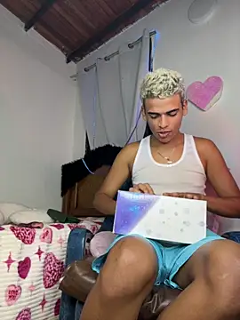 PrincesLeo Adlı Modelin Canlı XXX Sohbeti