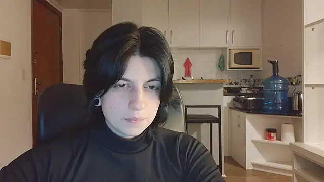 kyslrana Chat XXX in diretta