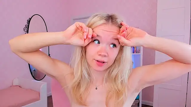 Lily_Young Chat XXX in diretta
