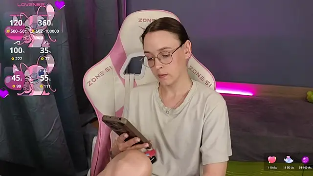 Chat +18 de Sweet_frosti ao vivo