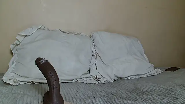 XXX chat uživo modela KinkyJXxX