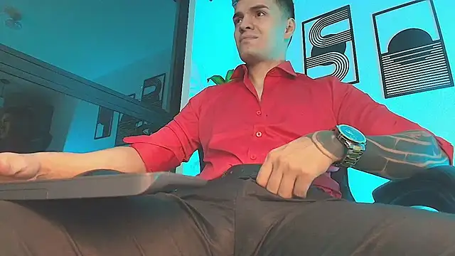 ALPHA_DOMINUS_ élő XXX-chatje