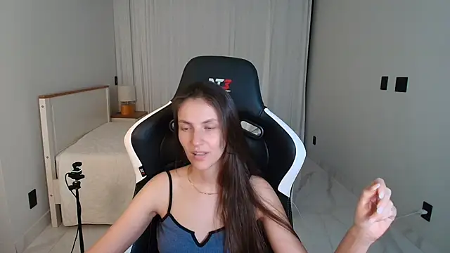 upssnowy's Live XXX Chat