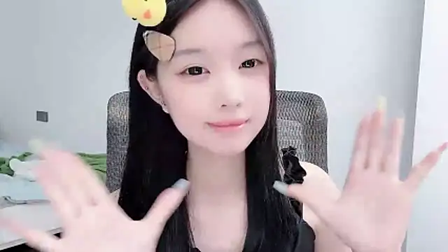 Yoyo33355 live XXX chat