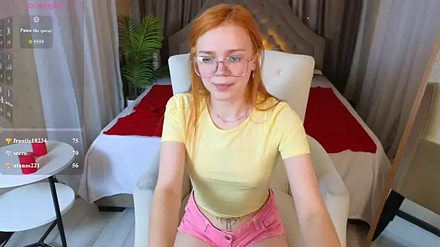 memymee_'s Live XXX Chat