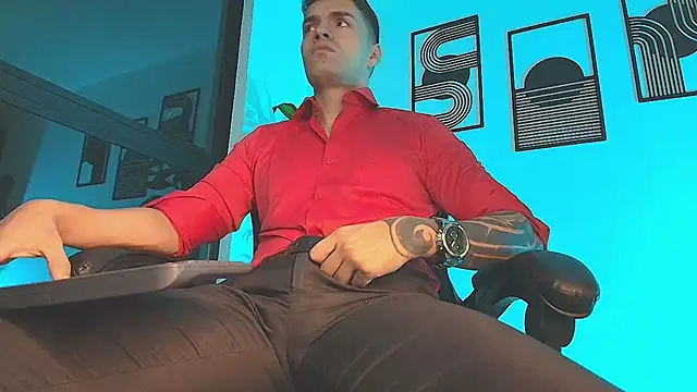 ALPHA_DOMINUS_ Show in webcam