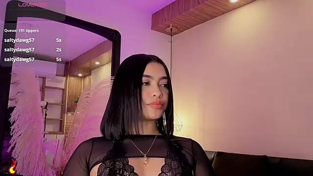 Chat XXX en directo de Chloe_monroee