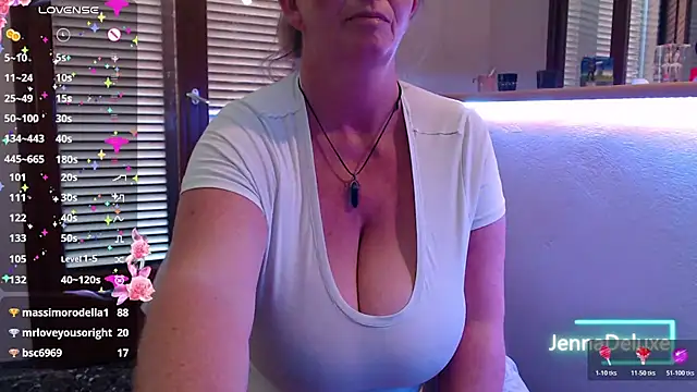 JennaDeluxe Chat XXX in diretta