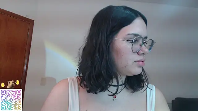 Chatroom XXX en direct de Velvetcrystall