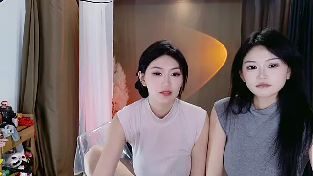Banana-Milk69's Live XXX Chat