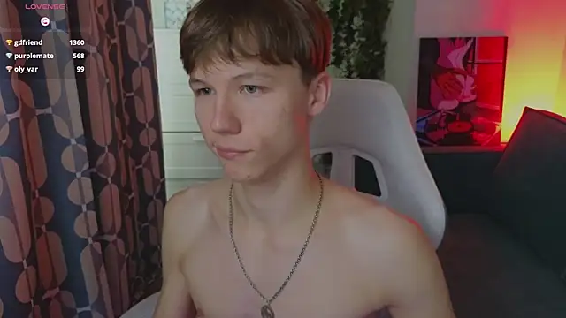 צ'אט XXX בשידור חי של cuMte_boy