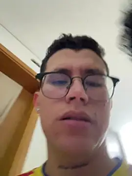 Kurtxxx22 Live XXX-chat