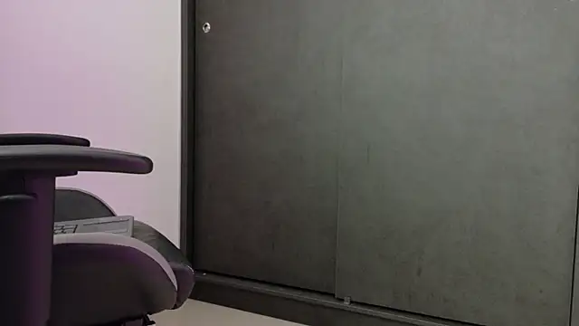 eren_jeager Adlı Modelin Canlı XXX Sohbeti