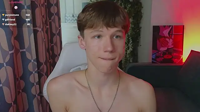 cuMte_boy élő XXX-chatje