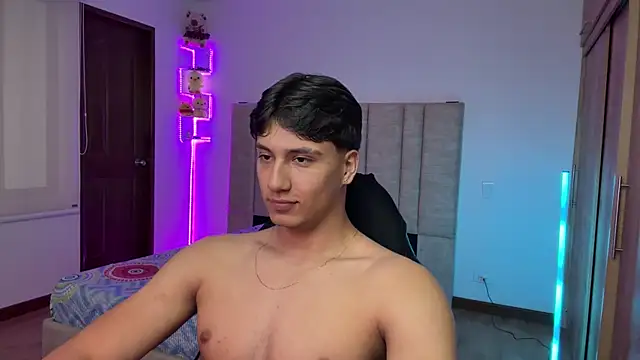 CHRIS_MORGAN1 XXX чат на живо