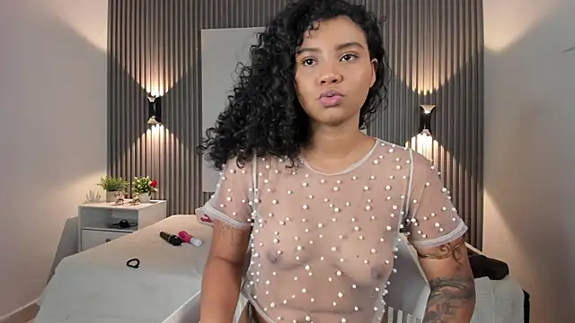 Zafiiraa's Live XXX Chat