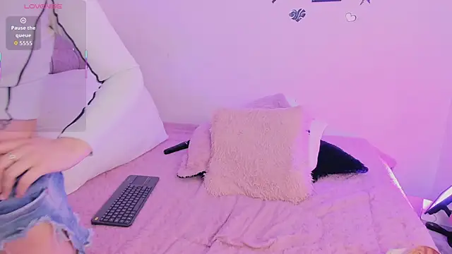 isabella_simons – Naživo XXX chat
