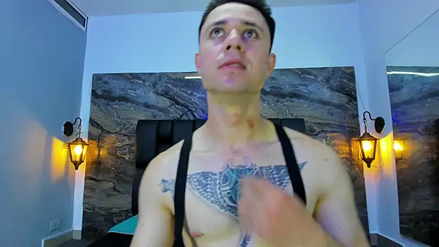 Онлайн чат XXX Clark_kush