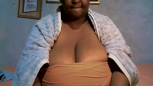 sweetmilkylady's Live XXX Chat