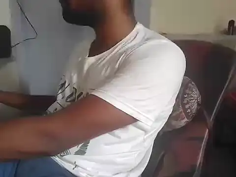 Tinku_1324 Show Webcam