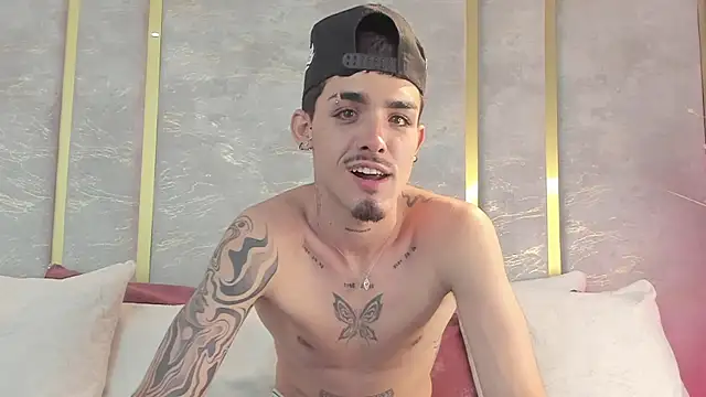 Chatroom XXX en direct de NikoStone_