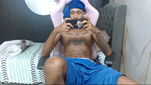ManSant Live XXX-Chat
