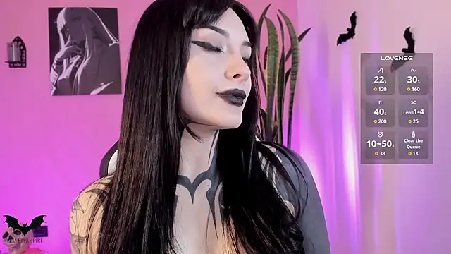 XXX chat uživo modela VelvetVampiree