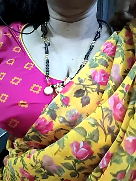 bhuvana_555 live XXX chat
