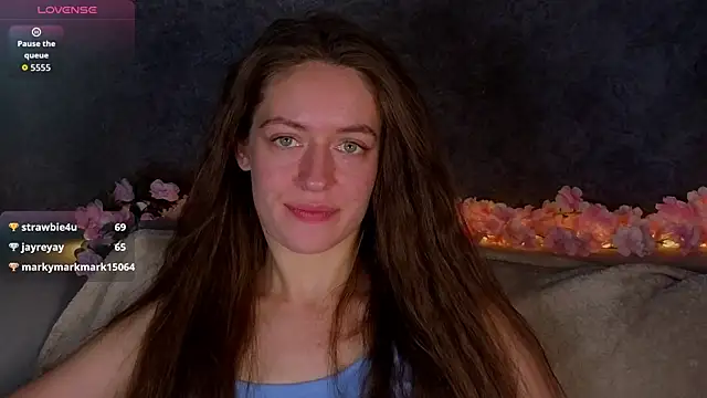 Agnes_Wells Adlı Modelin Canlı XXX Sohbeti