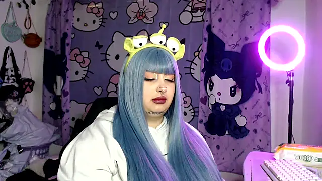 lussyevans24's Live XXX Chat