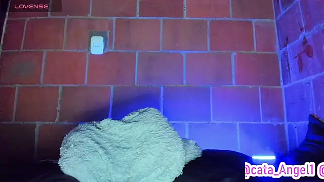 Cata-angel Chat XXX in diretta