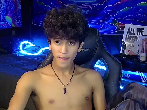 hugekenbigcock's Live XXX Chat