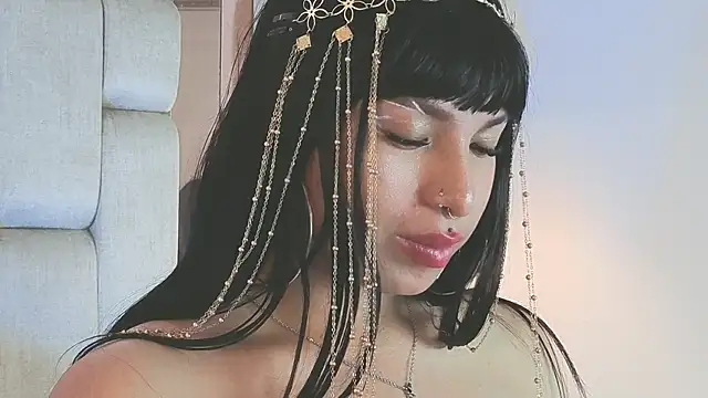 MeelFox XXX чат на живо
