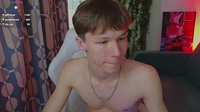 cuMte_boy Chat XXX in diretta