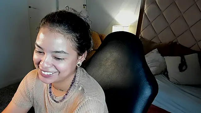 dulce_lyraa1 XXX чат на живо