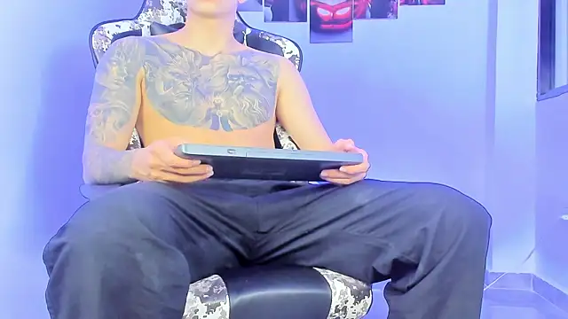 eithan_boy_ Obrolan Langsung XXX
