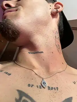NikoStone_ Chat XXX in diretta