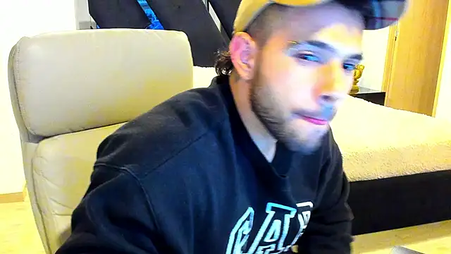 Živý XXX chat Raytorres