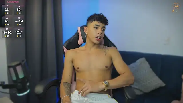 Онлайн чат XXX andy_cute22