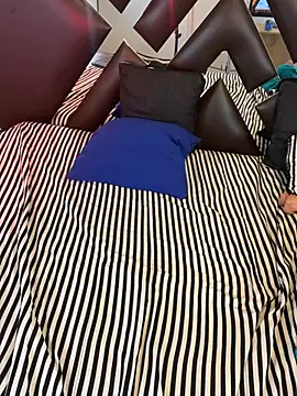 Czat XXX na żywo – Channel_Mills
