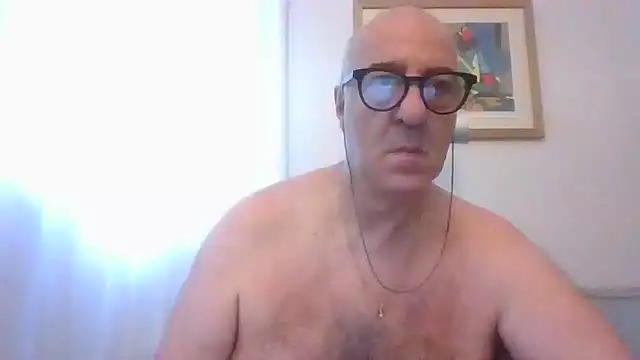 ANONIMO7735's Live XXX Chat