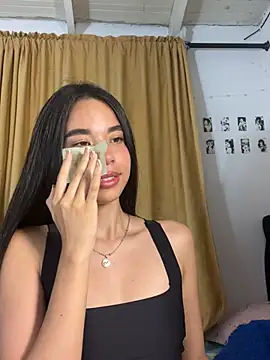 Milleradhara24 – Live XXX-chat