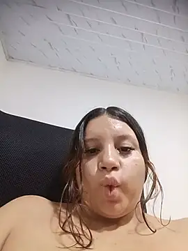 purebreastmilk Live XXX-Chat