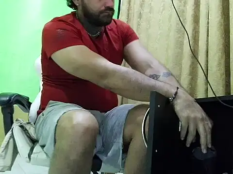 aronmiller404: απευθείας συνομιλία ΧΧΧ