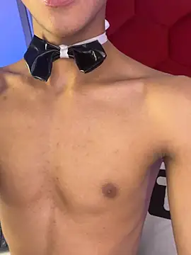 Chat +18 de Owen_JP ao vivo