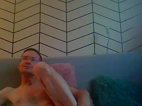 artii_sperme_shot's Webcam Show